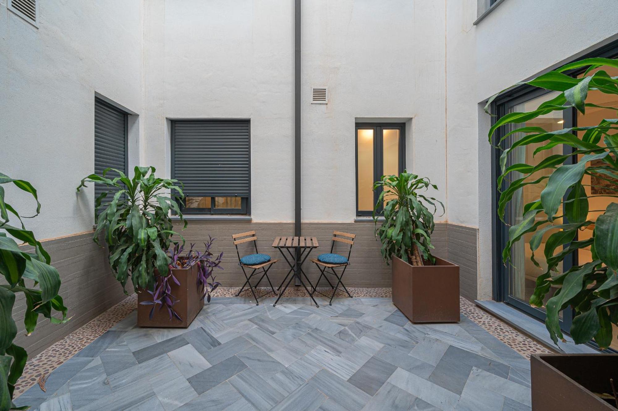 Dona Elvira Parras Appartement Málaga Buitenkant foto